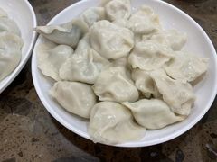 -周家大连水饺(美专校街店)