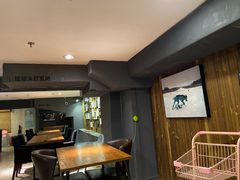 -百好乐宠物友好餐厅(朝外大街店)