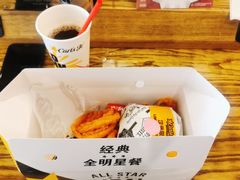 圣塔菲热辣鸡腿堡-卡乐星(美罗城店)