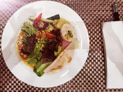 -上海滴水湖皇冠假日酒店