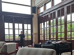 -亚龙湾喜来登·美景台大堂吧