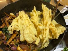 -胡须佬鸡煲四季火锅店(石厦西村直营店)