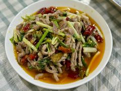 泡椒牛肉丝-卢六川汤肉(南方花园店)