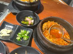 -肉甲韩国木炭烤肉(新壹街1店)
