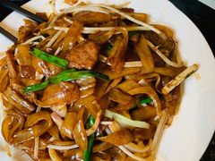 -河畔春天时尚餐厅