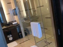 -青岛海尔洲际酒店