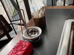 靠窗位-大隐·成都火锅Bistro(合生麒麟新天地店)