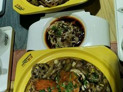 -多嘴肉蟹煲(万达店)