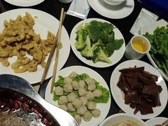 -顺峰渔港中国人的餐厅