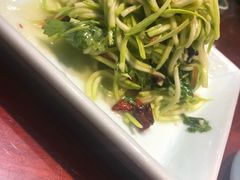 -窄巷子陕菜馆·地道陕西菜(粉巷店)