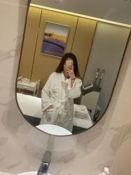 -香港倾城国际·美容美体中心