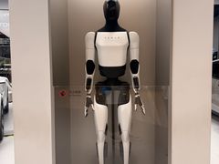 -TESLA 特斯拉(广州天环广场体验店)