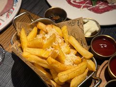 黑松露薯条-IL TEATRO 精品意大利餐厅