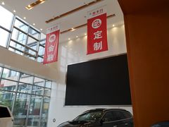 -米卡行汽车售后服务中心(滨江店)
