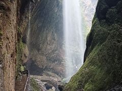 -龙水峡地缝景区