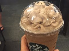 -星巴克(南宁民歌湖店)