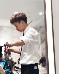 点击看大图 -3AM HAIR SALON烫发染发接发