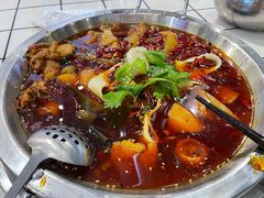 -晓彭肥肠鸡·泡椒鸡火锅(水木天地店)