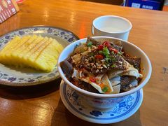 -炉小二铜锅牛蛙•川湘菜(三里屯店)