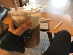 -星巴克(大庆让胡路万达广场店)