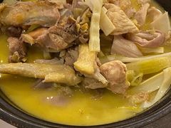 -河畔春天时尚餐厅