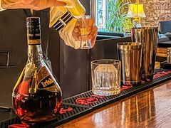 -OX BAR 拉培耶小镇(大连老街店)