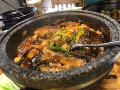 砂锅蝶鱼头-新海渔港·胶东海鲜家常菜·家宴(奥体中心店)