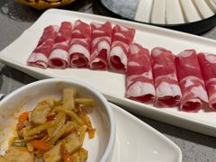 -海底捞火锅(新松江路生日主题店)