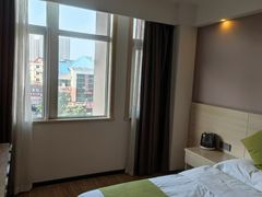 -贝壳酒店(合肥和平路曙光影院唐桥地铁站店)