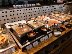 自助取餐区-广州中心皇冠假日酒店-环市食坊·海鲜自助餐厅