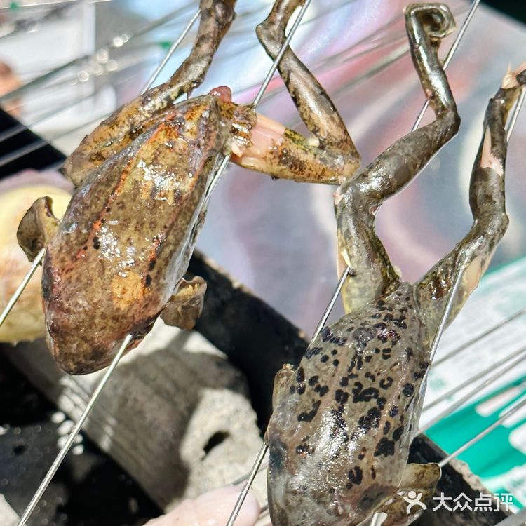 冬天在室内也能体验室外烧烤的乐趣，好有意思❗️｜北京探店