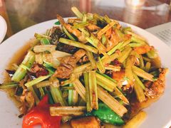 -微山湖湖畔好客居鱼馆渔家菜(微山湖风景区店)