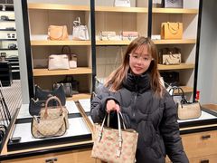 -宁波杉井奥特莱斯广场