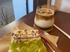 椰乳拿铁-C.Y Cafe