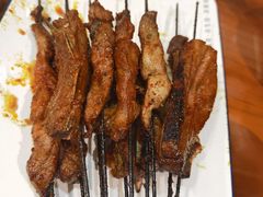 生烤羊排-青海名吃尕张娃非遗烤肉(海湖总店)