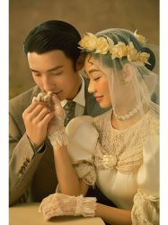 -樱花婚纱摄影