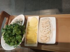 土豆-傣妹火锅(南京东路一店)