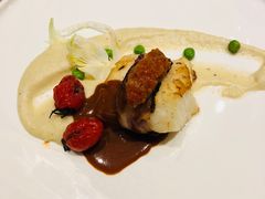 -大中华希尔顿酒店-念自助餐·嗨啤·小龙虾