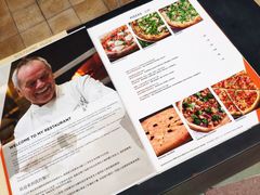 菜单-WOLFGANG PUCK KITCHEN & BAR(迪士尼小镇店)