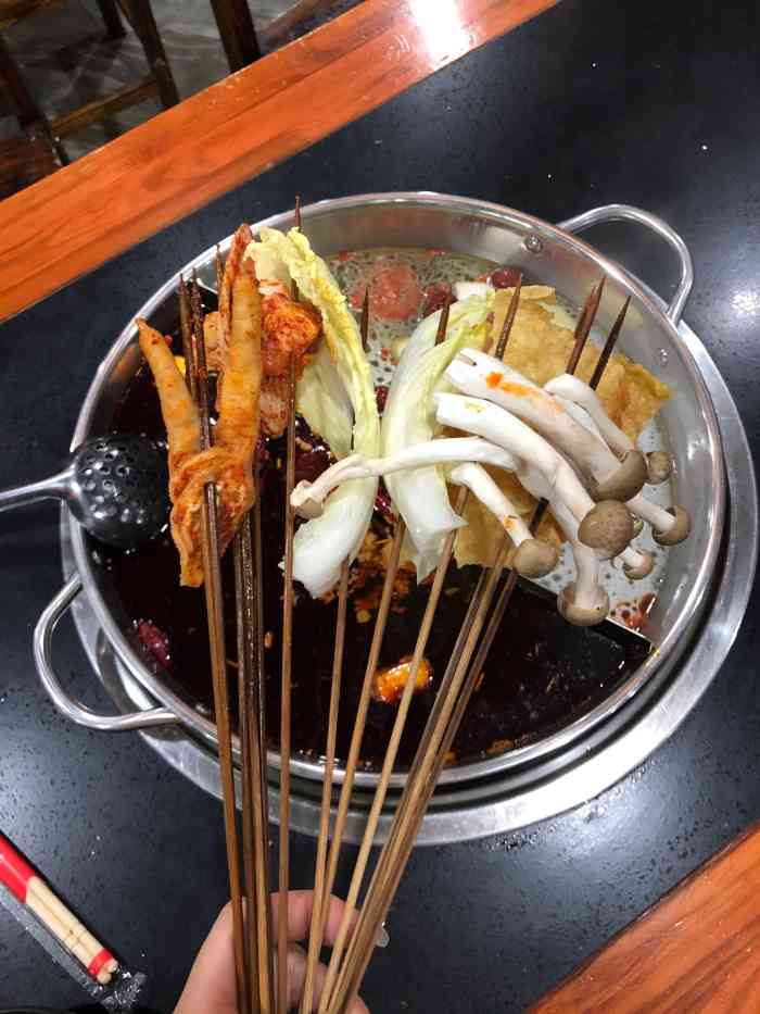成都老王串串香(普陀路总店)-"老久之前就被某某小朋友种草了,决定