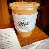 是我很喜欢的一个书店啦！地理位置很优越