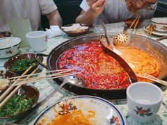 -鸿姐老火锅(疁城新天地店)