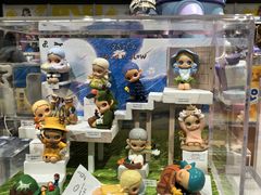 -泡泡玛特POPMART(世豪广场店)