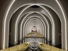 -涨巢·潮玩水疗局