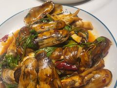 -嗨辣小聚·盘锦河蟹·海鲜烧烤龙虾(盘锦十年好店)