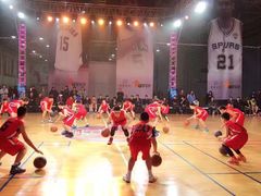 -大连北星篮球俱乐部(星海广场馆)