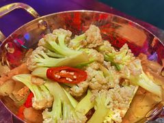 -钳真多钓虾馆·小龙虾海鲜烧烤(九六广场店)