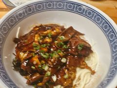 蛤蜊猪肝面-沪西老弄堂面馆(定西路店)