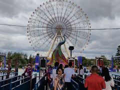 -七彩云南欢乐世界