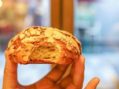 杏仁可颂-Luneurs(幸福里店)